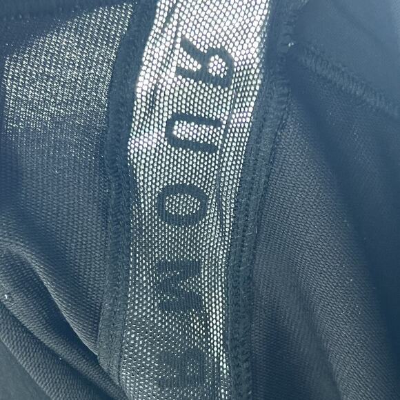 Under Armour Heatgear Shirt Top Black Pullover Hoodie Loose Mesh Workout Sz XL - Picture 11 of 12